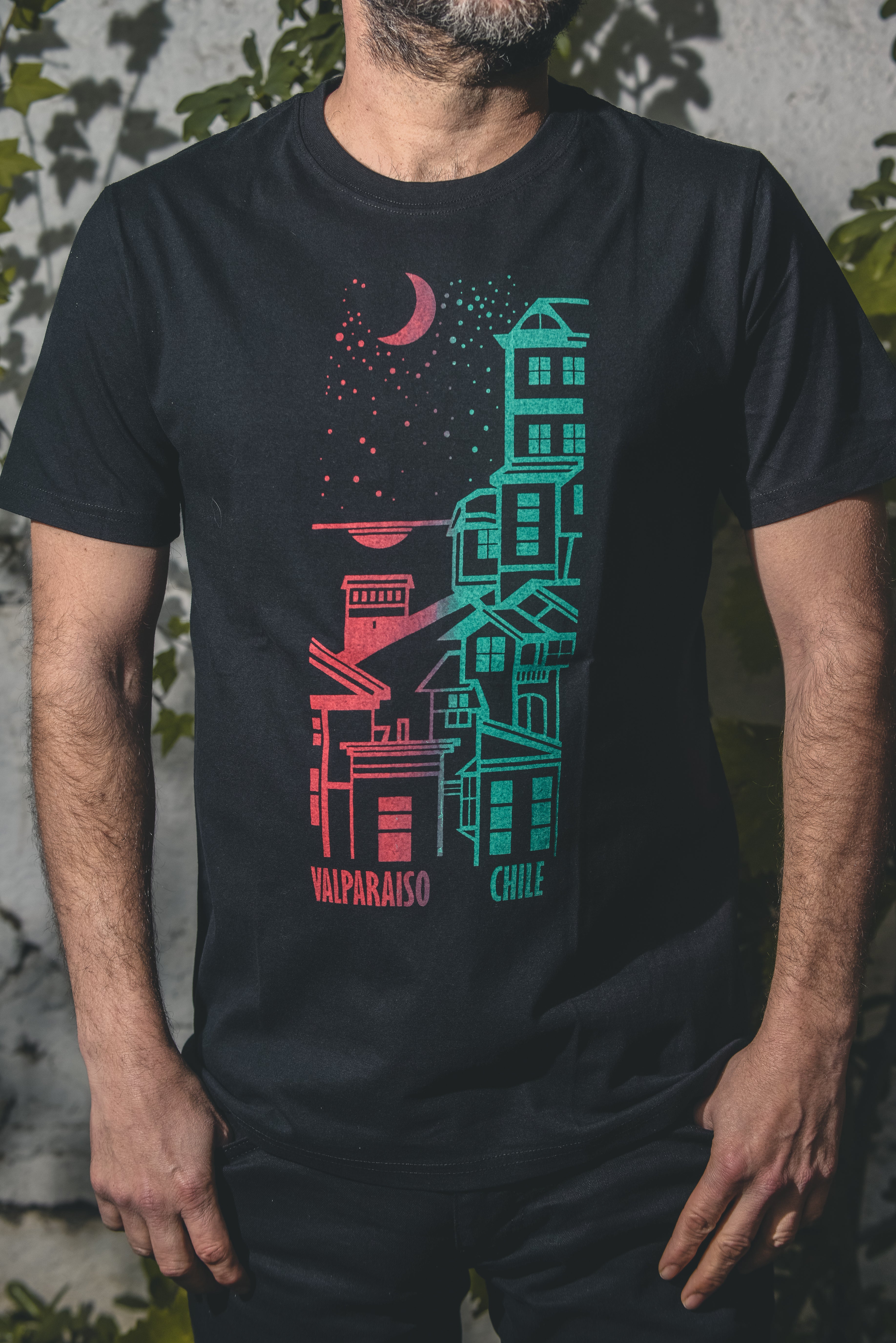 Polera Valparaíso Chile – diseño artístico inspirado en la ciudad puerto