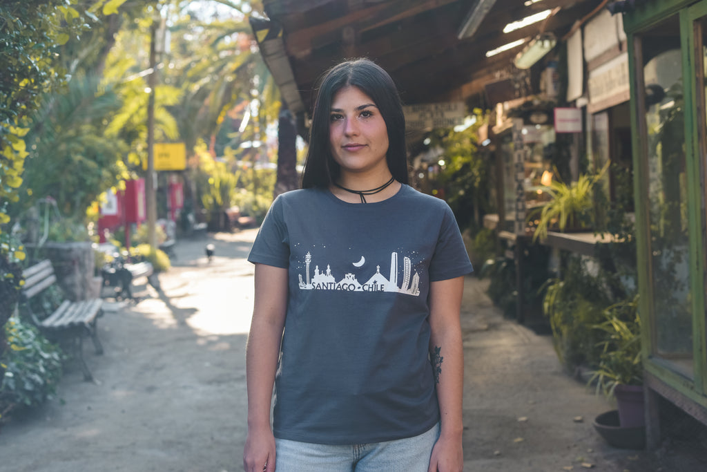 Polera “Santiago Nocturno – Chile”