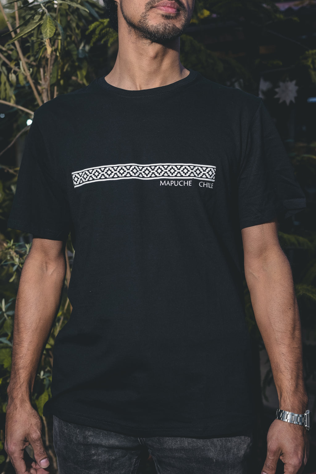 Polera Mapuche Chile – diseño inspirado en el arte textil mapuche