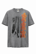 Polera gris Acid Wash Cultura Arica – diseño gráfico inspirado en texturas rupestres
